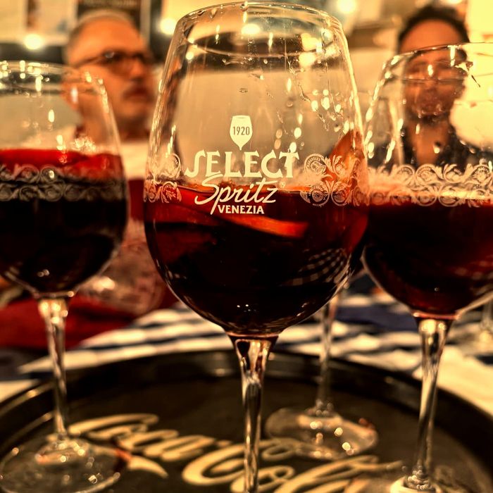 Glasses of red wine at Modi Berlin